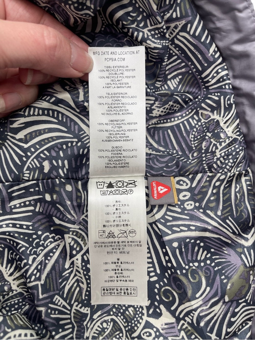 Patagonia Women's Quilted Lavender-Gray Puffer Jacket - Picture 4 of 9